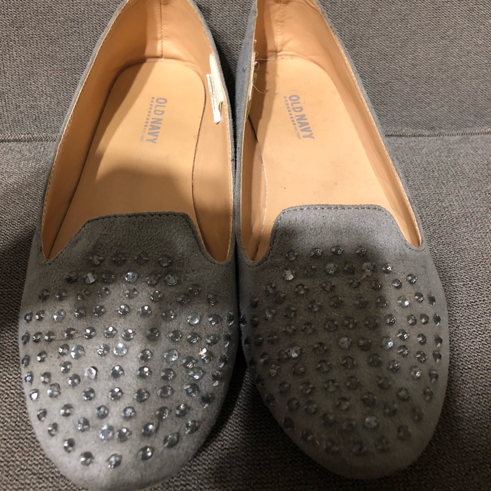 Old Navy- Gray Flats Size 8